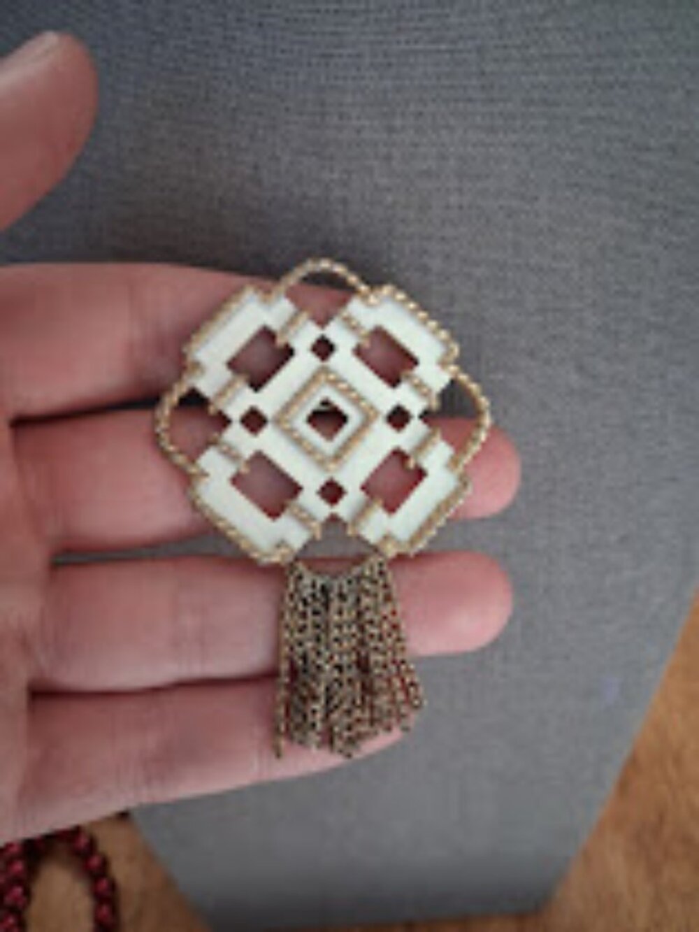 Vintage Avon brooch
